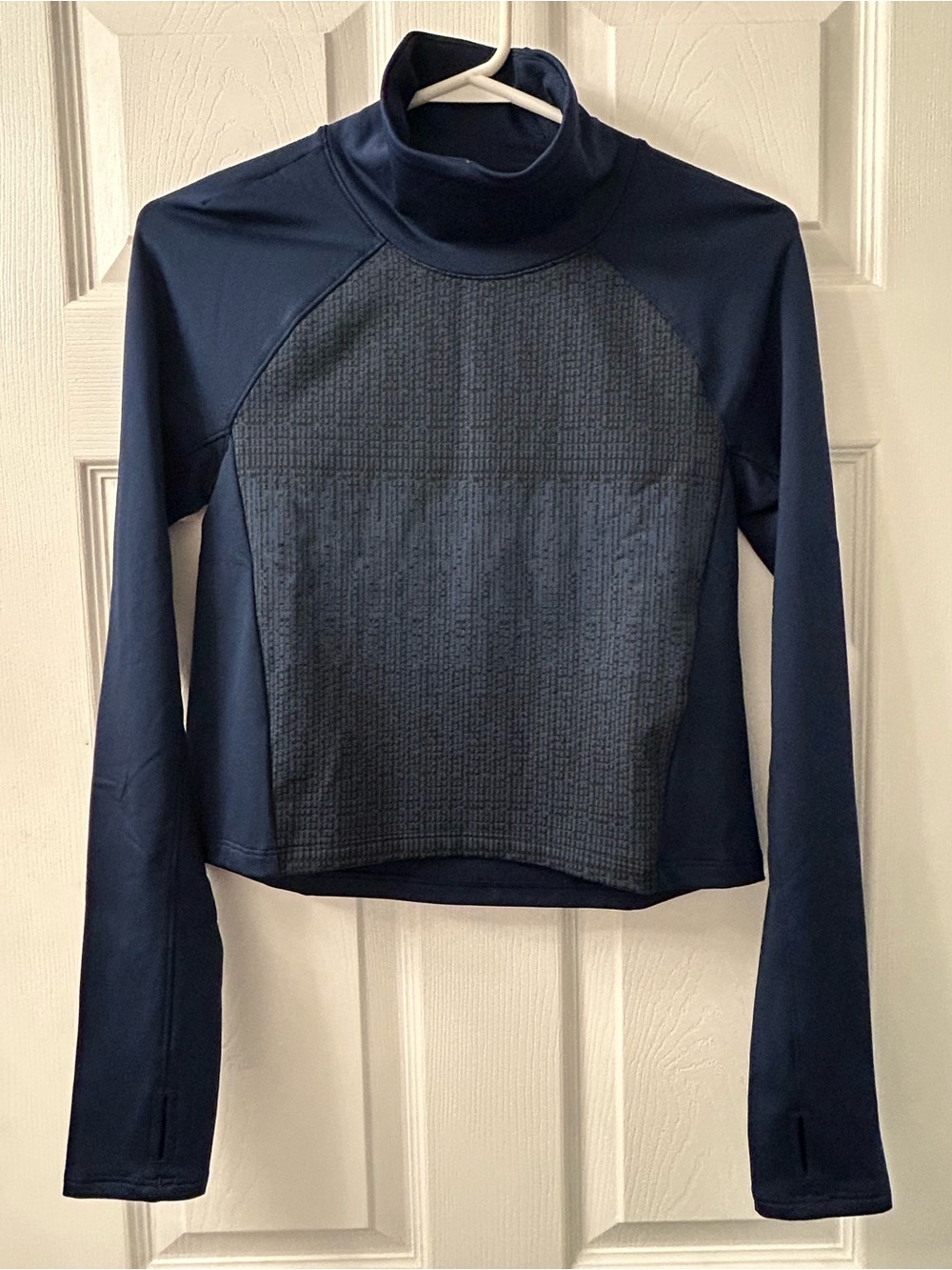 Under Armour ColdGear Mock Neck Crop Top Navy Long Sleeve NWT Small